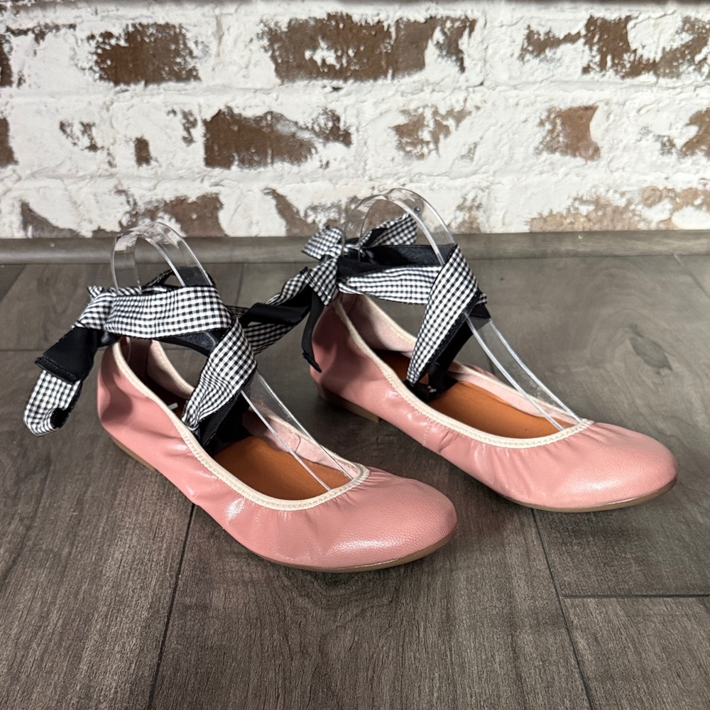 Gioseppo Annica Leather Ankle Wrap Ballet Flats